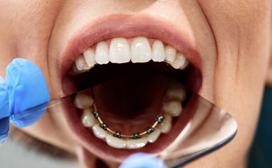 cocodental dentist consultation with patient about oral health in uk