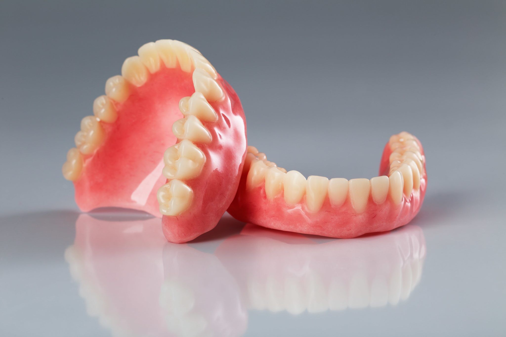 totalprothese min 2048x1365 2 cocodental modern dental clinic providing professional care in uk