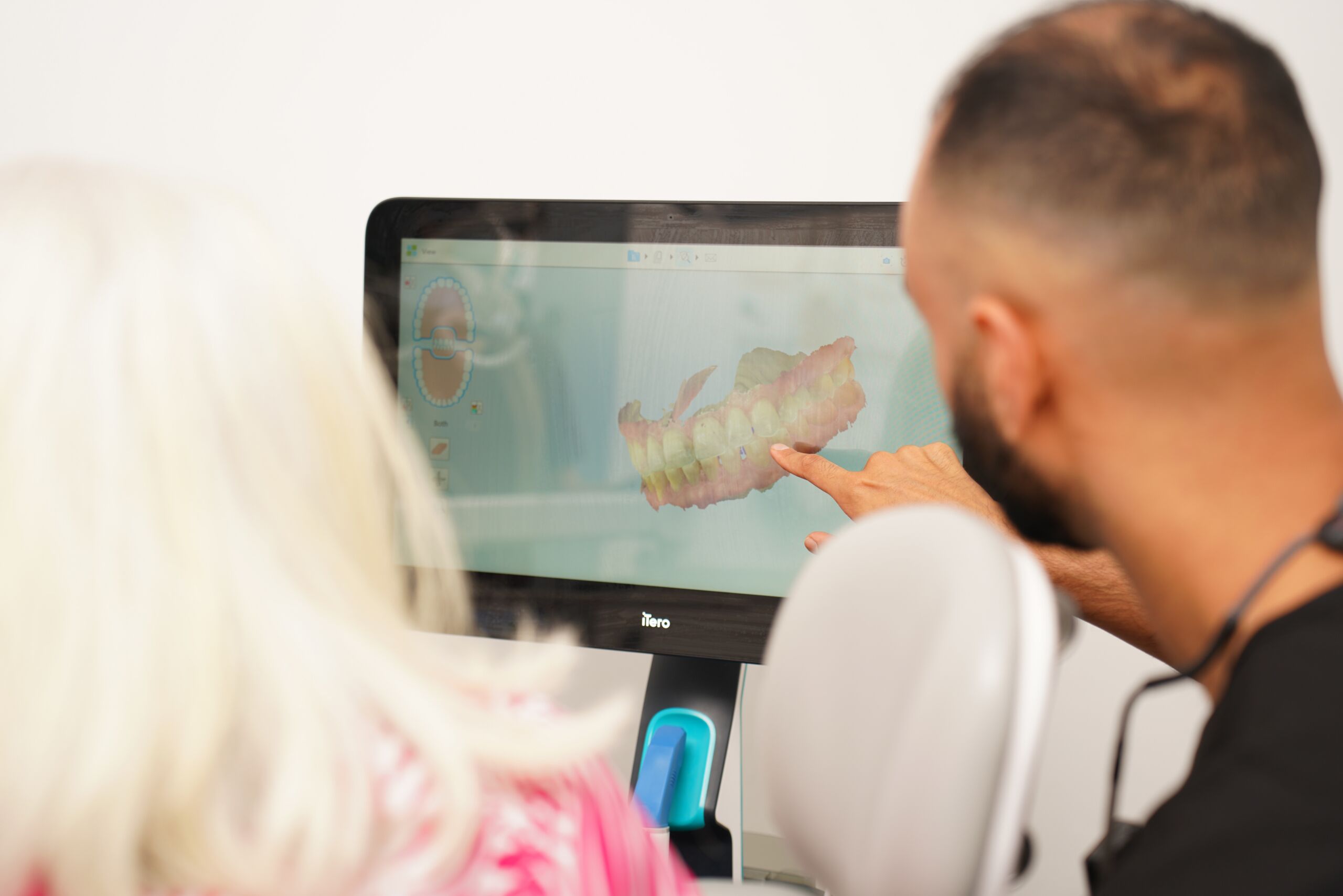 COCO Dental 07996 cocodental modern dental clinic providing professional care in uk